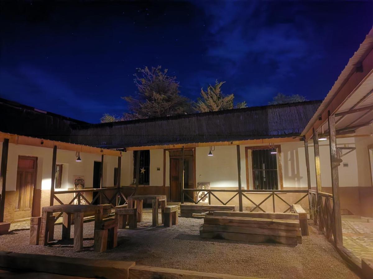 Гостевой дом Vientos - La Yareta Сан-Педро-де-Атакама Экстерьер фото